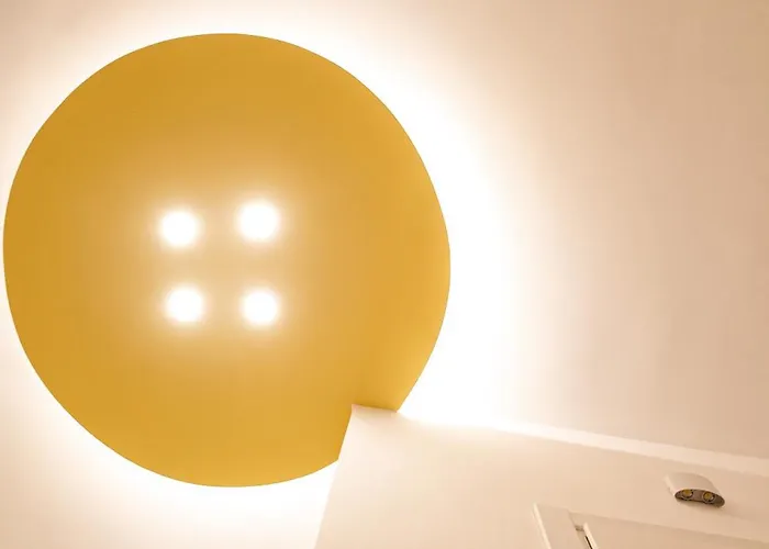 Sun & Moon Gæstehus 3*