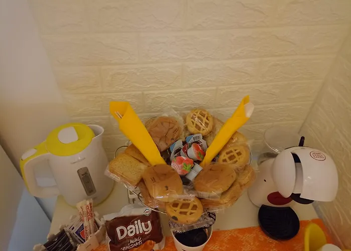 Sun & Moon בית הארחה בארי